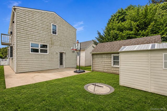 77 Driving Park Avenue, Lynbrook, NY 11563