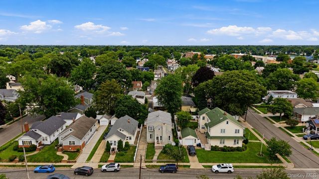 77 Driving Park Avenue, Lynbrook, NY 11563