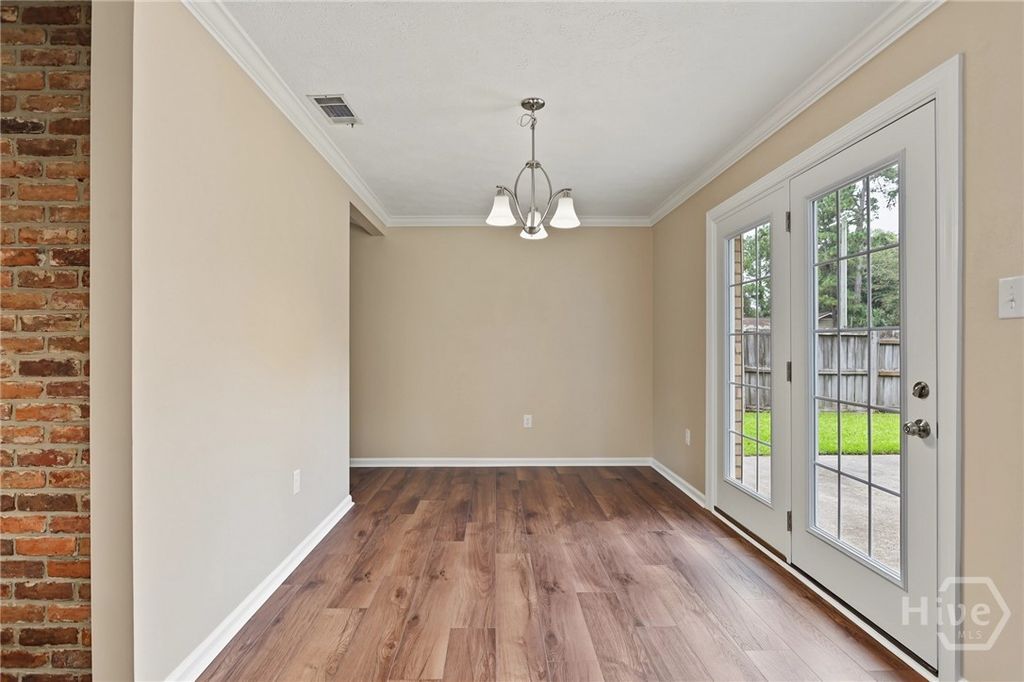 Image 10 of property listing at 210 Treasure Loop, Savannah, GA 31410