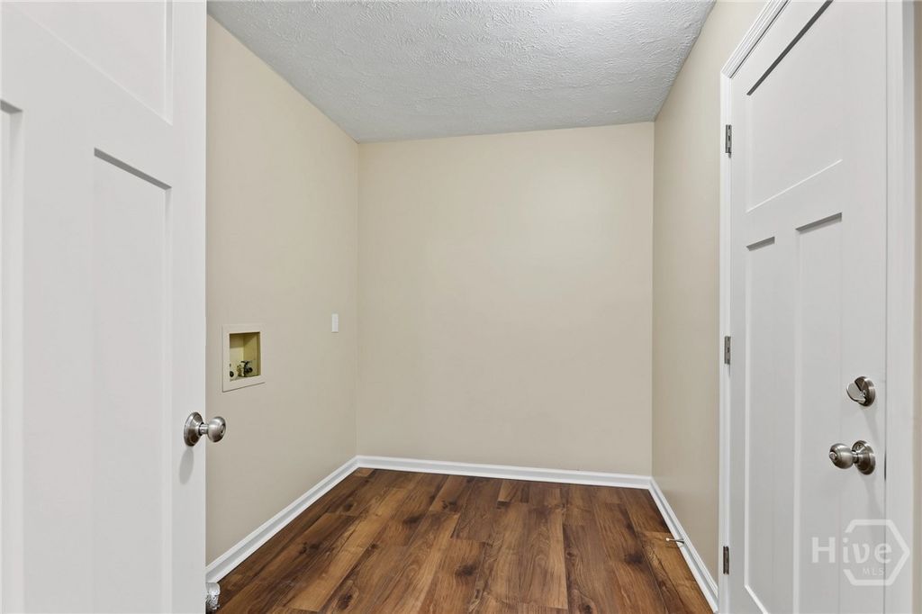 Image 11 of property listing at 210 Treasure Loop, Savannah, GA 31410