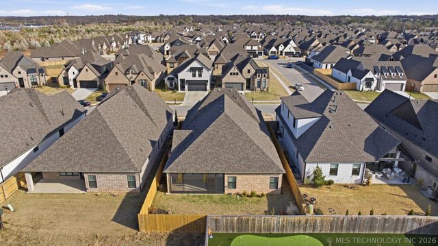 5314 E 126th Street S, Bixby, OK 74008