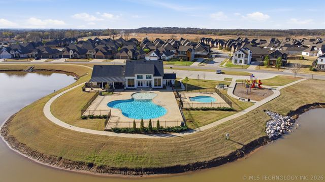 5314 E 126th Street S, Bixby, OK 74008