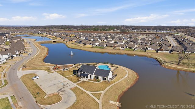 5314 E 126th Street S, Bixby, OK 74008