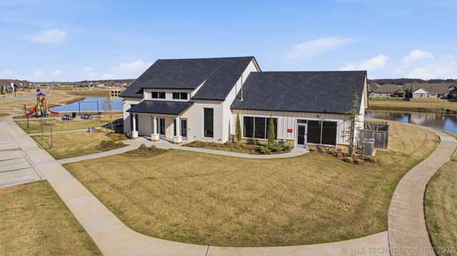 5314 E 126th Street S, Bixby, OK 74008