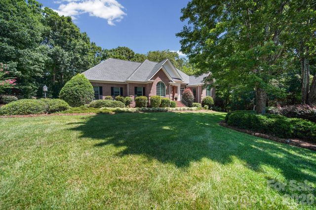417 Crooked Oak Drive, Oakboro, NC 28129