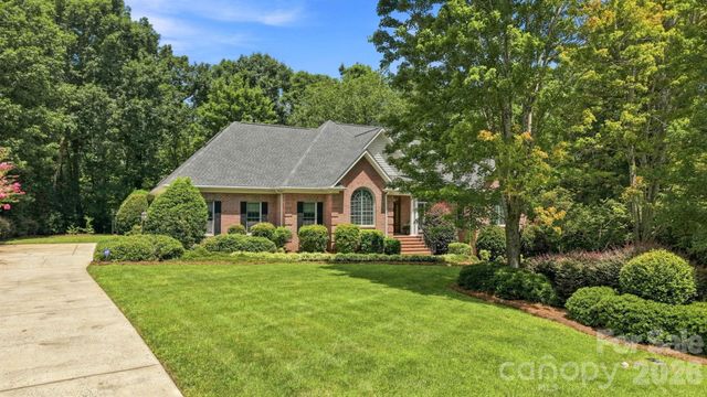 417 Crooked Oak Drive, Oakboro, NC 28129