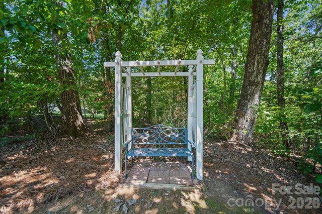 417 Crooked Oak Drive, Oakboro, NC 28129