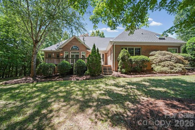 417 Crooked Oak Drive, Oakboro, NC 28129