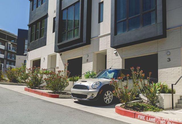 37 Meadow Drive 3, San Francisco, CA 94130