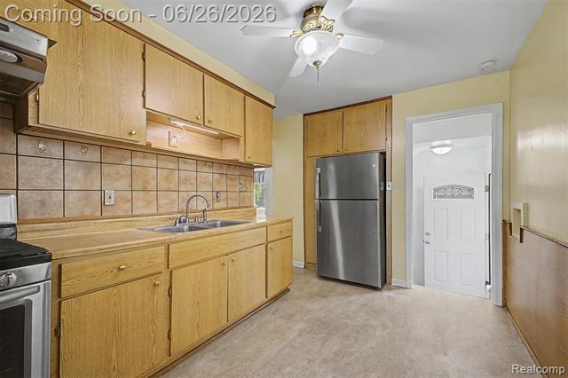 2216 Banner Street, Dearborn, MI 48124