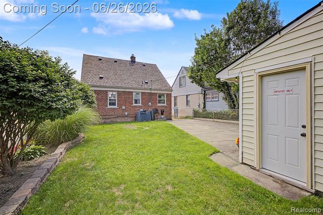2216 Banner Street, Dearborn, MI 48124