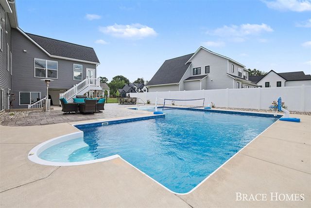 8235 Country Rail Drive, Byron Center, MI 49315