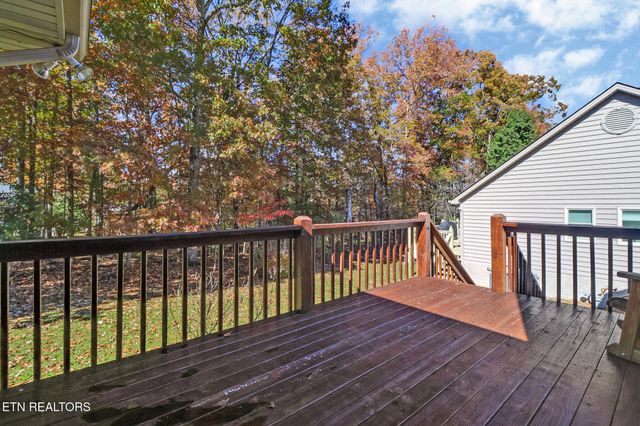 112 Lakewood Drive, Crossville, TN 38558