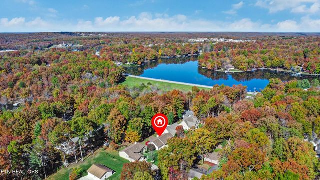 112 Lakewood Drive, Crossville, TN 38558