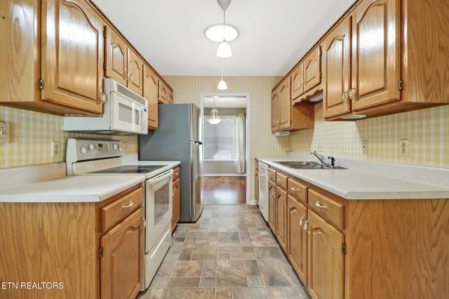 112 Lakewood Drive, Crossville, TN 38558