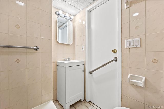 92 Washington Avenue Floor 1, New Rochelle, NY 10801