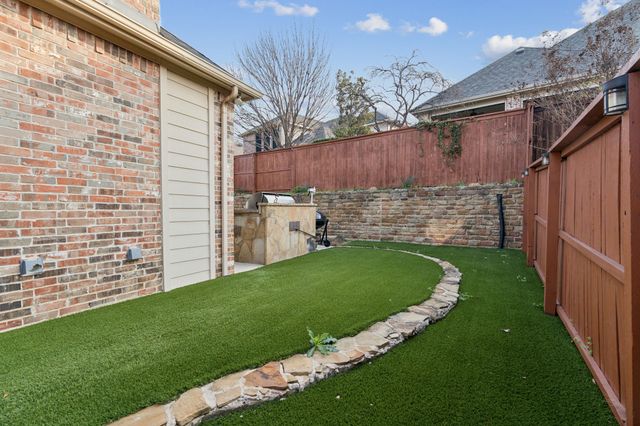 1330 Terrace Drive, Lantana, TX 76226