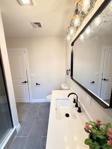 60 Montclair Ave, Quincy, MA 02171