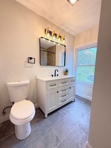 60 Montclair Ave, Quincy, MA 02171