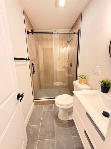 60 Montclair Ave, Quincy, MA 02171