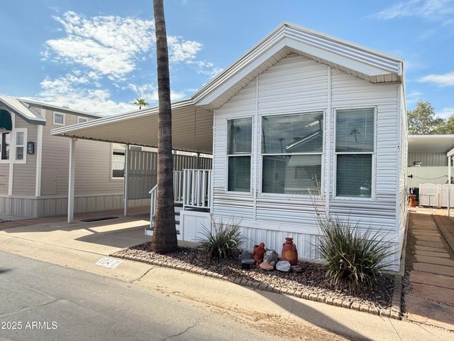 1017 PROSPECTOR Drive, Apache Junction, AZ 85119