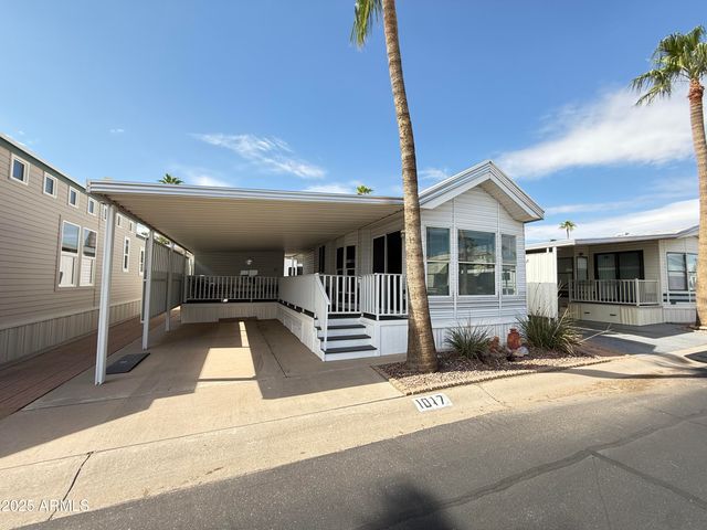 1017 PROSPECTOR Drive, Apache Junction, AZ 85119