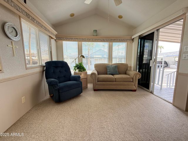 1017 PROSPECTOR Drive, Apache Junction, AZ 85119