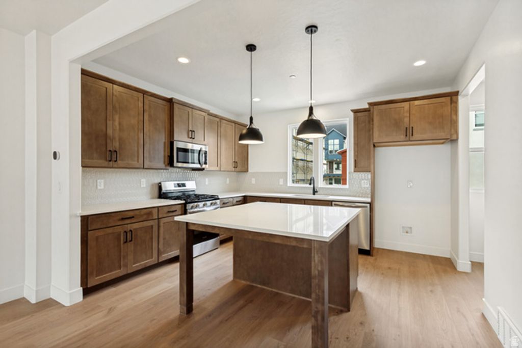 5302 W CENTER FIELD DR #139, South Jordan, UT 84009 — exterior