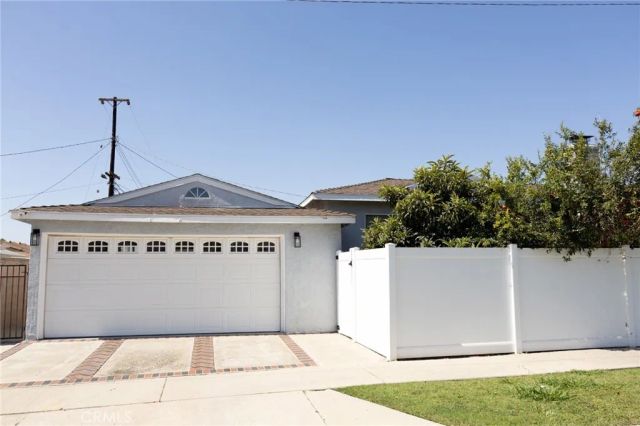 11527 Homeland Avenue, Whittier, CA 90604