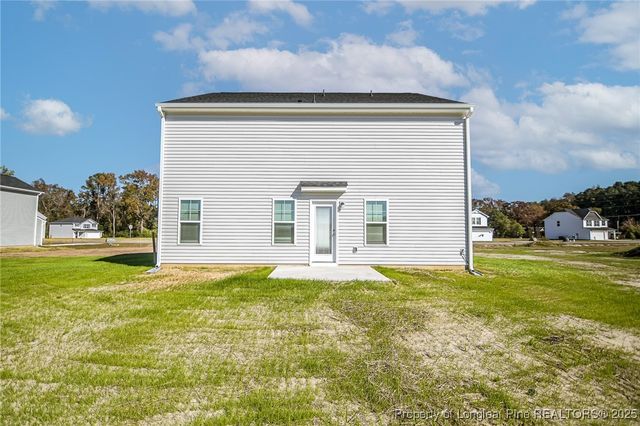 5864 Panther Drive, Hope Mills, NC 28348