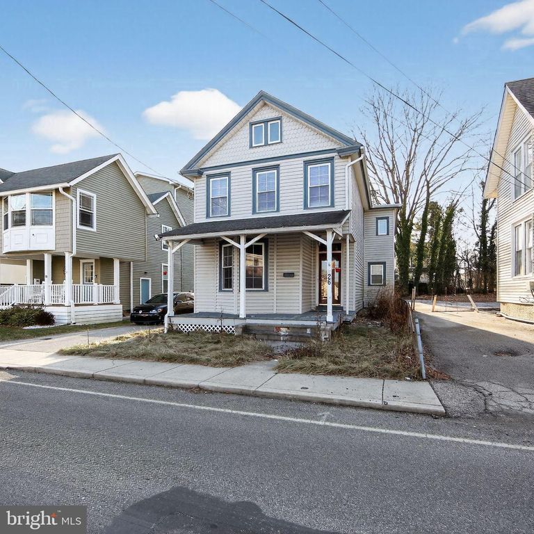 26 WATERLOO AVE, Berwyn, PA 19312 — photo 2