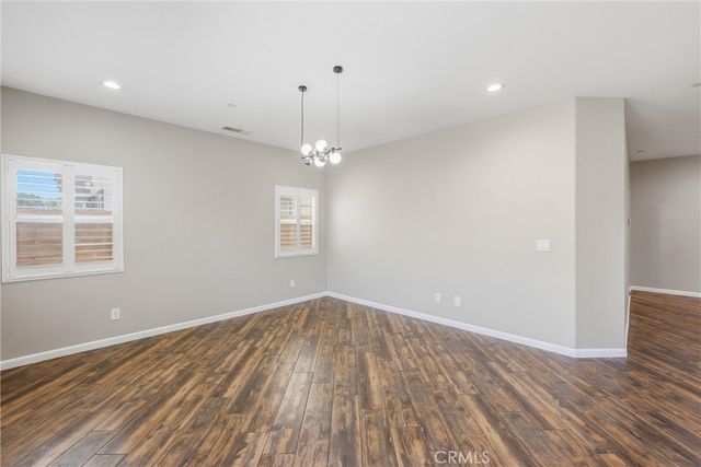 956 W Tibbot, Rialto, CA 92377