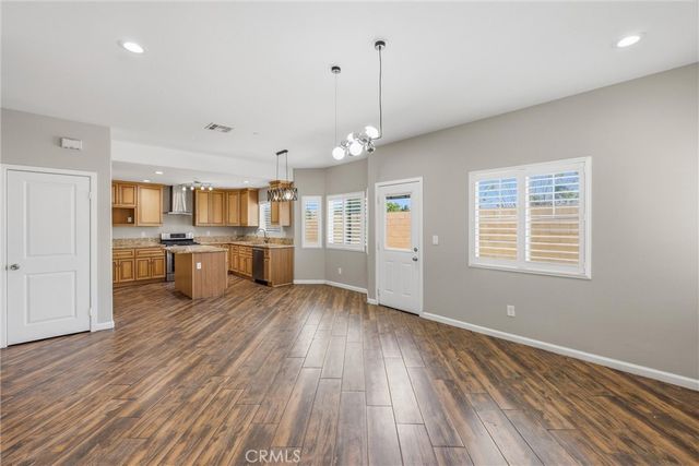 956 W Tibbot, Rialto, CA 92377