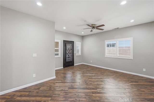 956 W Tibbot, Rialto, CA 92377