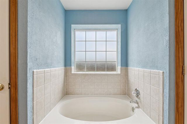 16 SW 132nd Street, Oklahoma City, OK 73170