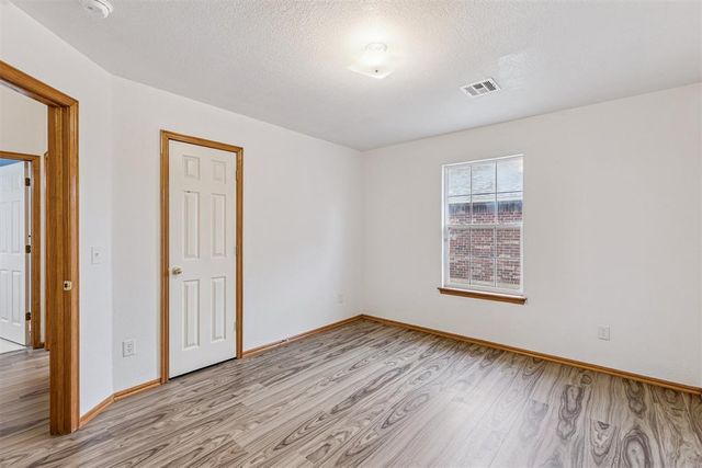 16 SW 132nd Street, Oklahoma City, OK 73170