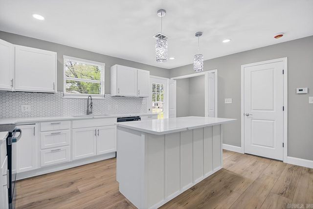 129 Shade Tree Ln, Jacksonville, AR 72076