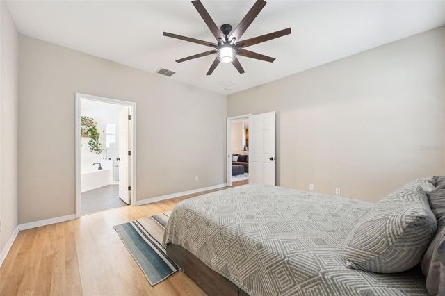 8356 BAYWOOD VISTA DRIVE, Orlando, FL 32810