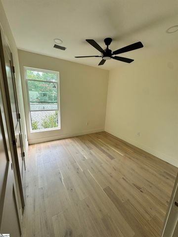 222 Buist Avenue, Greenville, SC 29609