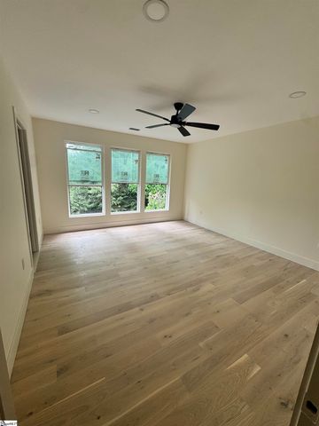 222 Buist Avenue, Greenville, SC 29609