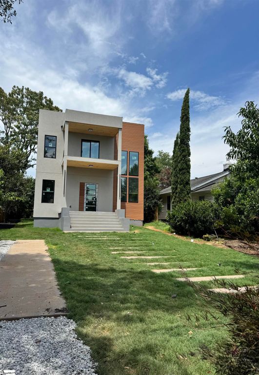 222 Buist Avenue, Greenville, SC 29609