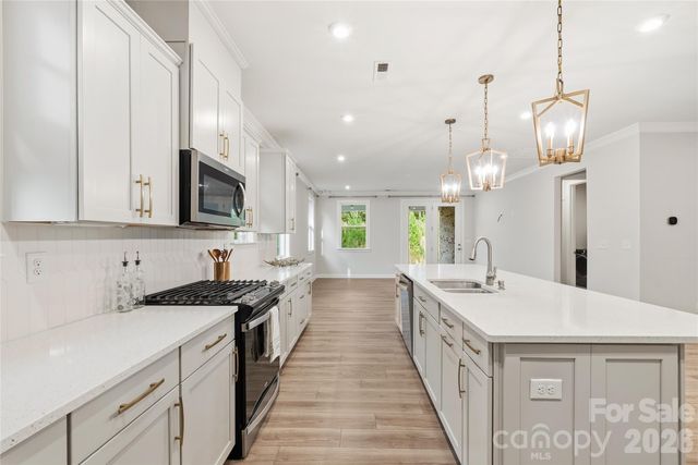 9534 Liberty Hill Drive, Mint Hill, NC 28227