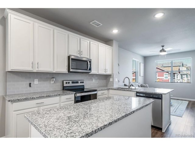 861 Great Plains Ave, Berthoud, CO 80513