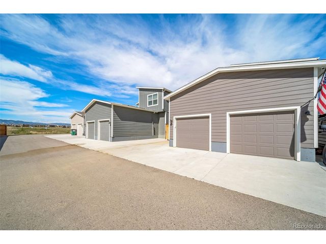861 Great Plains Ave, Berthoud, CO 80513