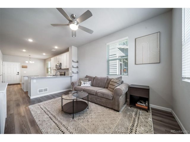 861 Great Plains Ave, Berthoud, CO 80513