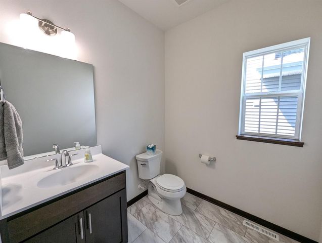 4317 Goldeneye Gateway Drive, Middleton, WI 53562