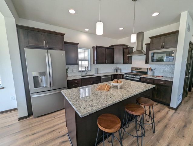 4317 Goldeneye Gateway Drive, Middleton, WI 53562