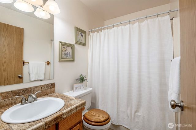 17607 Vine Lane SE, Yelm, WA 98597
