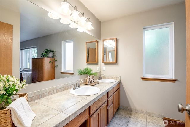 17607 Vine Lane SE, Yelm, WA 98597