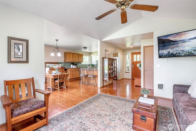 17607 Vine Lane SE, Yelm, WA 98597